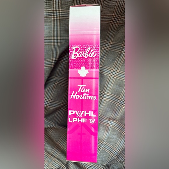 Barbie Tim Hortons PWHL hockey doll - Picture 3 of 6